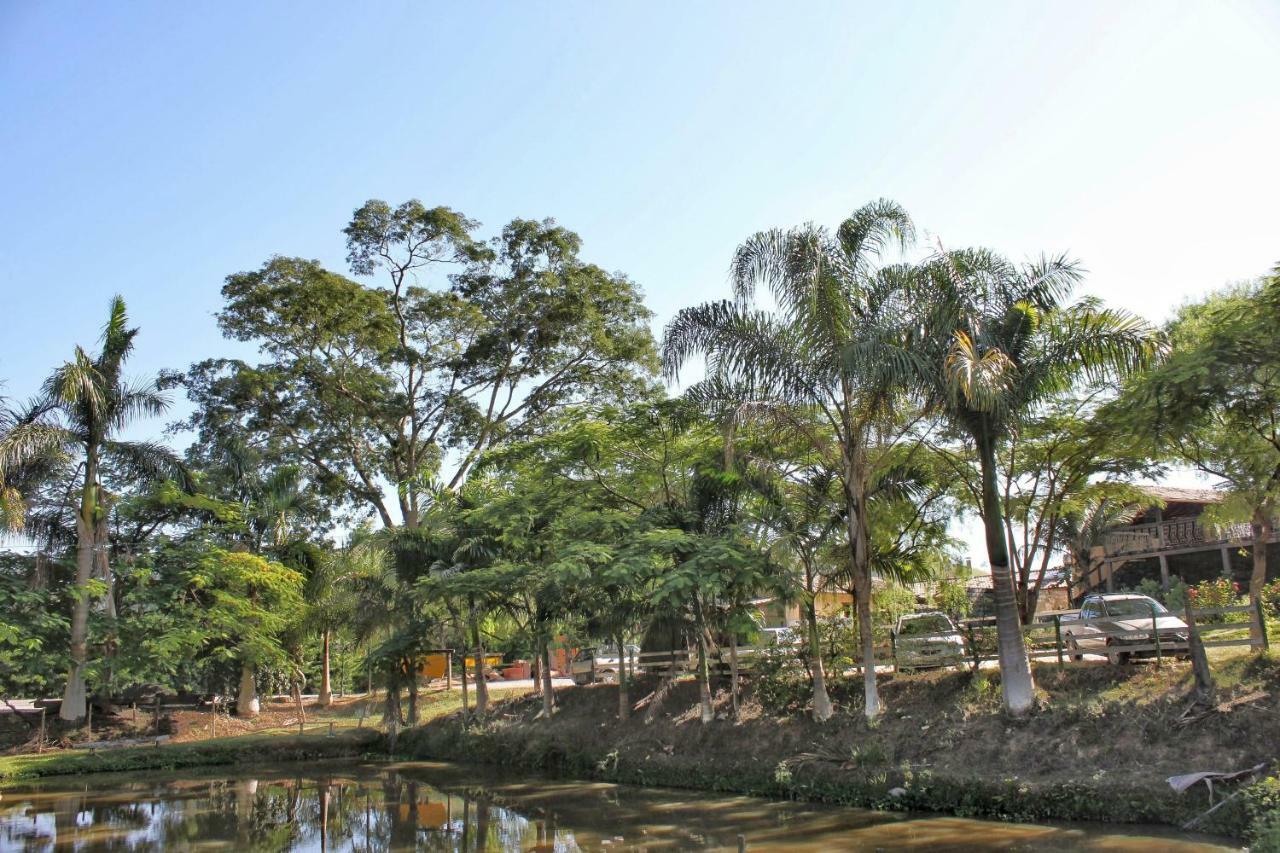 Pousada & Parada Olhos D'Agua Oliveira Fortes Exterior photo